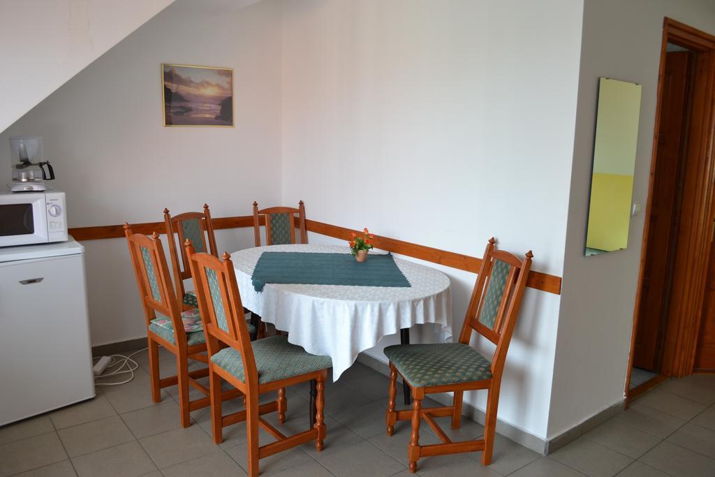 كيستاي Guest House Silatti - Apartments الغرفة الصورة